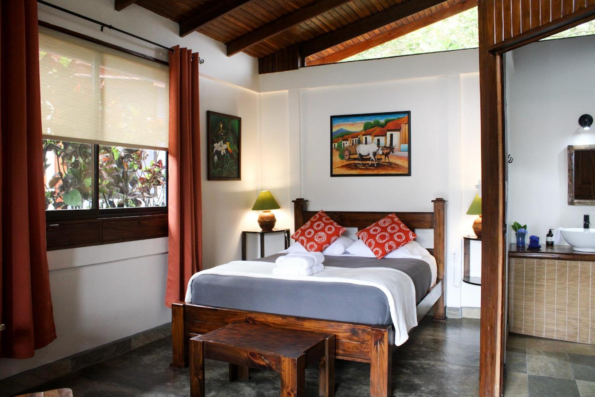Sueno Rio Celeste Boutique B&B Bijagua Bagian luar foto